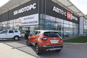 Внедорожник Renault Kaptur 2017 года, 1400000 рублей, Мирное
