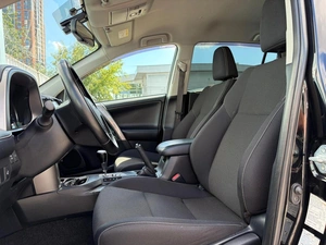 Внедорожник Toyota RAV4 2018 года, 2724000 рублей, Ижевск
