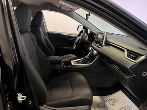 Внедорожник Toyota RAV4 2020 года, 3359000 рублей, Красноярск