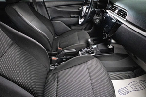 Седан Kia Rio X-Line 2018 года, 1539000 рублей, Сургут