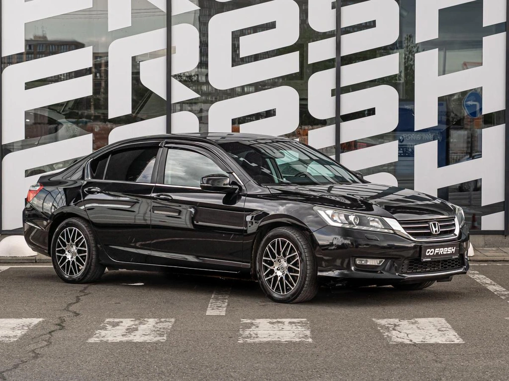 Седан Honda Accord 2013 года, 1370000 рублей, Краснодар