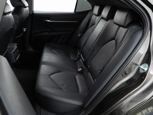 Седан Toyota Camry 2022 года, 2697055 рублей, Москва