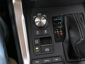 Внедорожник Lexus NX 2019 года, 3799000 рублей, Ростов-на-Дону