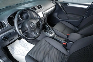 Хетчбэк Volkswagen Golf 2012 года, 839000 рублей, Тюмень