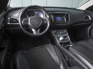 Седан Chrysler 200 2015 года, 1199000 рублей, Ростов-на-Дону