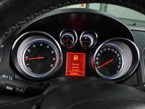 Хетчбэк Opel Astra 2012 года, 880000 рублей, Воронеж