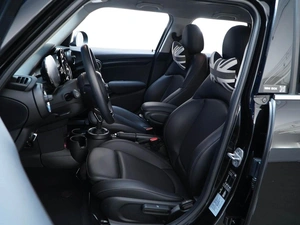 Хетчбэк MINI Cooper 2020 года, 2299077 рублей, Москва