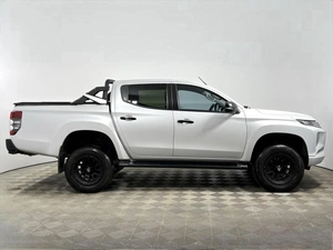 Пикап Mitsubishi L200 2022 года, 3949900 рублей, Казань