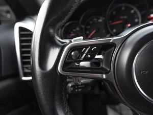 Внедорожник Porsche Cayenne 2015 года, 3849000 рублей, Саратов