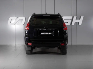 Внедорожник Toyota Land Cruiser Prado 2017 года, 5705000 рублей, Красный Пахарь