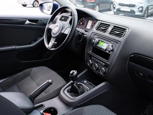 Седан Volkswagen Jetta 2013 года, 1150000 рублей, Петрозаводск