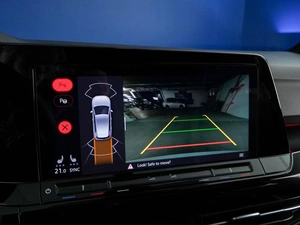 Хетчбэк Volkswagen Golf 2021 года, 2799444 рублей, Москва