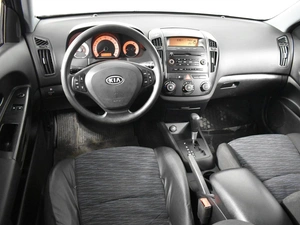 Хетчбэк Kia Ceed 2008 года, 614900 рублей, Казань