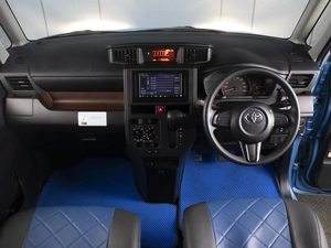 Минивэн Toyota Roomy 2019 года, 980000 рублей, Омск