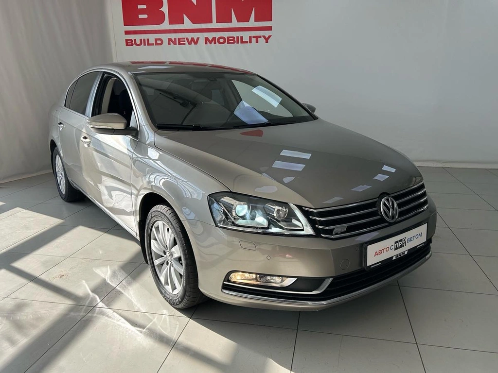 Седан Volkswagen Passat 2013 года, 1485000 рублей, Брянск