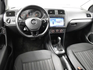 Седан Volkswagen Polo 2016 года, 1027100 рублей, Казань