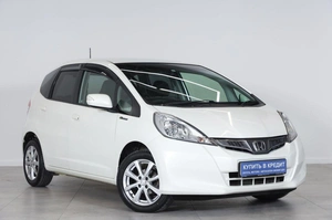 Хетчбэк Honda Fit 2011 года, 839000 рублей, Новосибирск