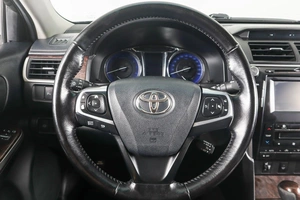 Седан Toyota Camry 2017 года, 2099000 рублей, Пермь