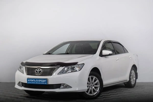 Седан Toyota Camry 2013 года, 1689000 рублей, Томск