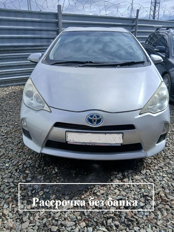 Хетчбэк Toyota Aqua 2013 года, 1093200 рублей, Красноярск