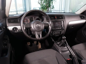 Седан Volkswagen Jetta 2011 года, 730222 рублей, Тверь