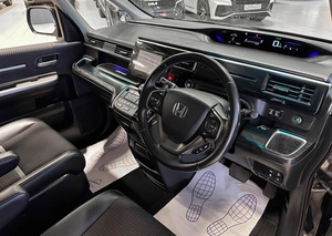 Минивэн Honda Stepwgn Spada 2016 года, 1947000 рублей, Красноярск