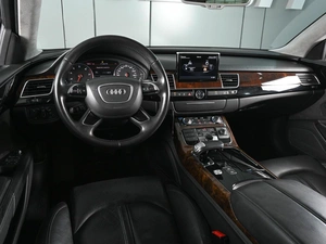 Седан Audi A8 2015 года, 2915000 рублей, Аксай