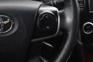 Седан Toyota Camry 2012 года, 1489000 рублей, Пермь