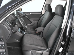 Внедорожник Volkswagen Tiguan 2012 года, 1309000 рублей, Аксай