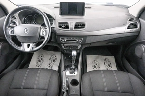 Хетчбэк Renault Megane 2013 года, 899000 рублей, Красноярск