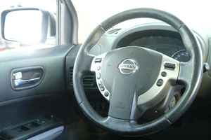 Внедорожник Nissan X-Trail 2012 года, 1269000 рублей, Омск