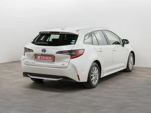Универсал Toyota Corolla 2019 года, 1727000 рублей, Красноярск