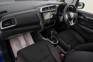 Хетчбэк Honda Fit 2013 года, 1069000 рублей, Красноярск