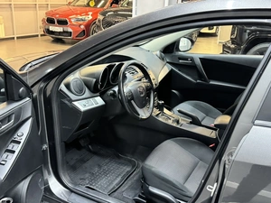 Седан Mazda 3 2012 года, 947000 рублей, Красноярск