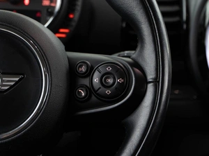 Универсал MINI Cooper Clubman 2016 года, 1398999 рублей, Москва