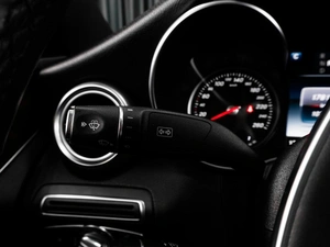 Седан Mercedes-benz C-класс 2017 года, 2499000 рублей, Тюмень