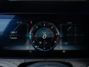Седан Mercedes-benz E-класс 2018 года, 3200000 рублей, Краснодар