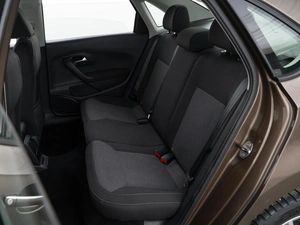 Седан Volkswagen Polo 2018 года, 1248077 рублей, Москва