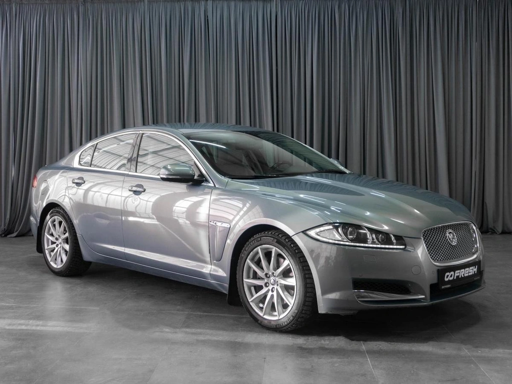 Седан Jaguar XF 2013 года, 1384000 рублей, Тюмень