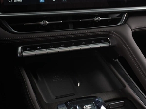 Внедорожник Geely Xingyue L 2025 года, 4549000 рублей, Красный Пахарь