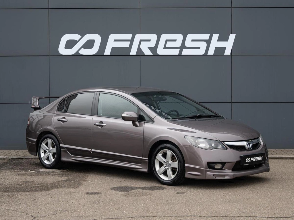 Седан Honda Civic 2010 года, 1020000 рублей, Краснодар
