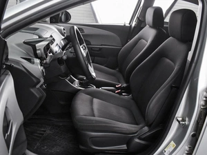 Седан Chevrolet Aveo 2012 года, 609000 рублей, Воронеж