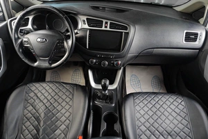 Хетчбэк Kia Ceed 2014 года, 919000 рублей, Тюмень