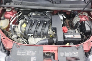 Хэтчбек Renault Sandero 2017 года, 1040000 рублей, Орёл