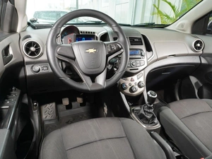 Седан Chevrolet Aveo 2012 года, 598000 рублей, Тверь