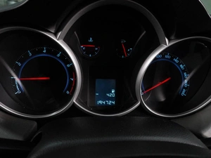 Седан Chevrolet Cruze 2013 года, 799000 рублей, Воронеж