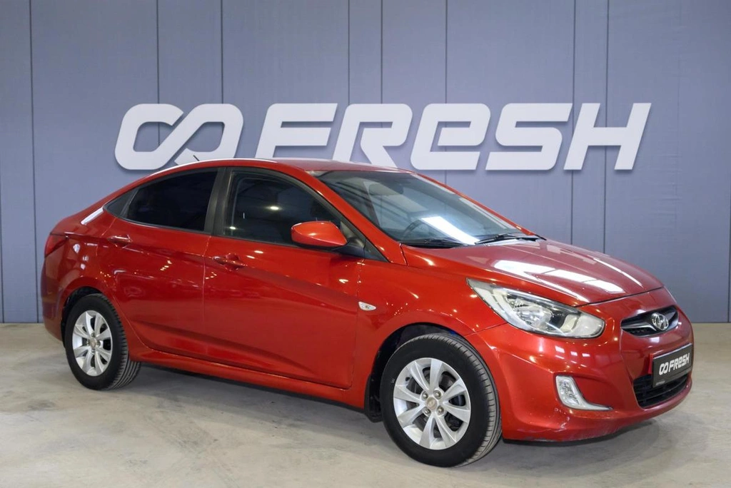 Седан Hyundai Solaris 2011 года, 590000 рублей, Ульяновск