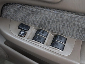 Седан Toyota Corolla 1996 года, 267777 рублей, Омск