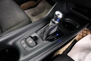 Внедорожник Toyota C-HR 2019 года, 2099000 рублей, Красноярск