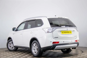 Внедорожник Mitsubishi Outlander 2014 года, 1479000 рублей, Пермь